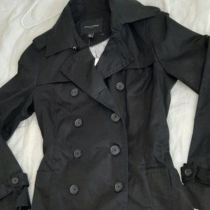Banana Republic trench coat with tags